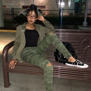 Meet your Posher, Mar